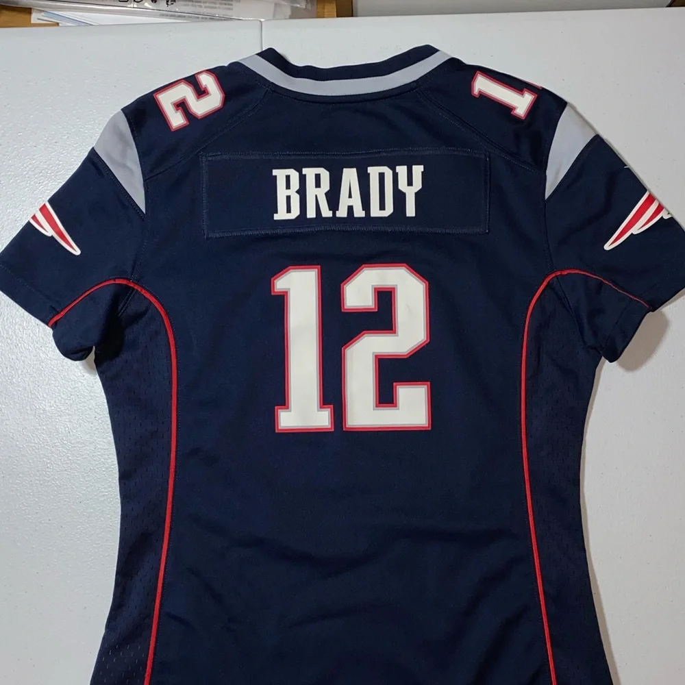 NFL On-Field Nike Woman’s New England Patriots #12 Tom Brady Jersey | Size Small - Picture 2 of 13